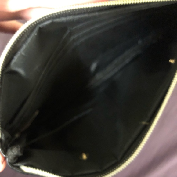 Black Liz Claiborne wristlet - Picture 4 of 5